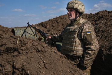 Advice to Ukrainian soldiers: Keep the mobile code at home