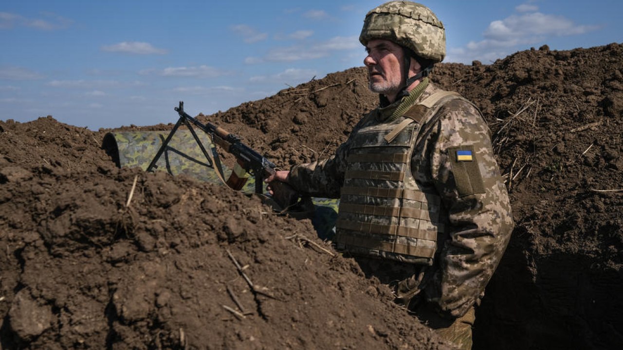 Advice to Ukrainian soldiers: Keep the mobile code at home

