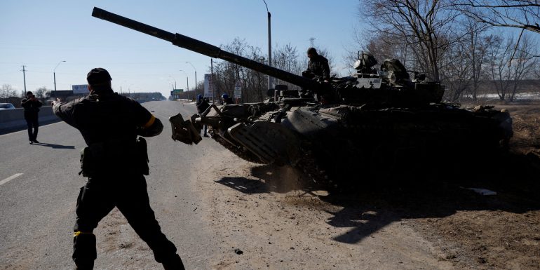 At a distance of 7 km from Kiev, the perimeter of the capital slows down local resistance