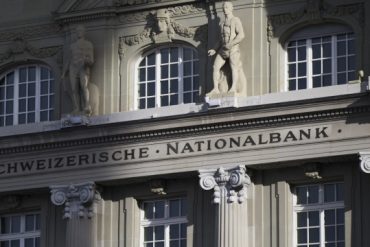 Die Notenbank stelle in ihren Veröffentlichungen und öffentlichen Erklärungen zu den Wirtschaftsa
