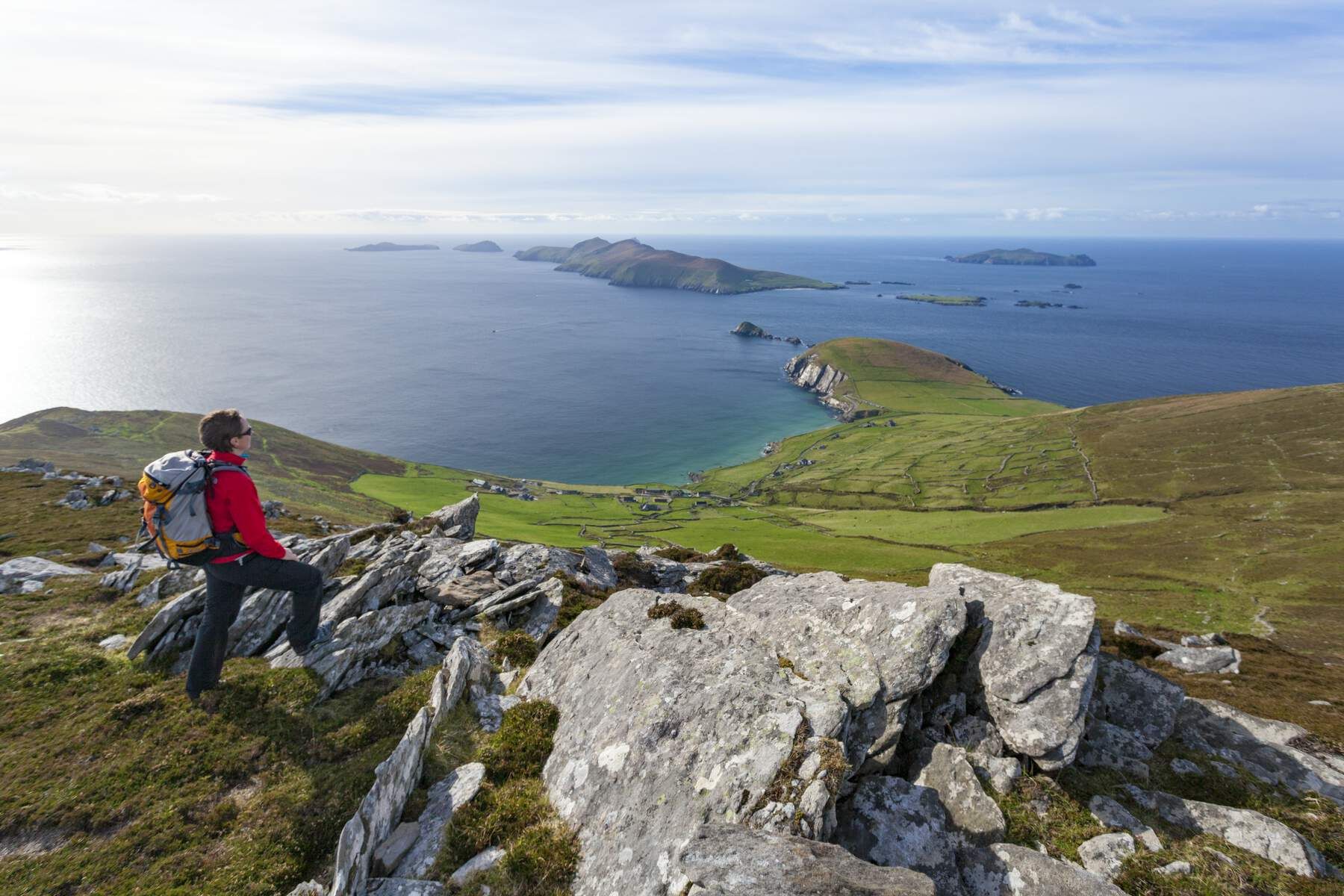 Discover Ireland while hiking