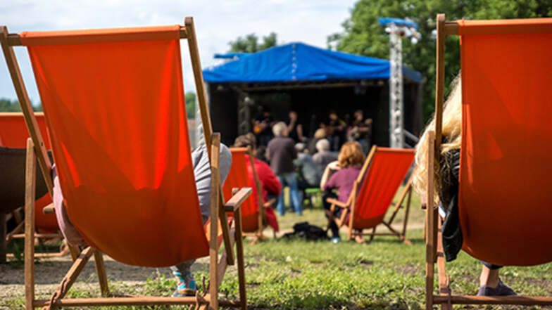 From the International Blues & Rock Festival Altzella" It takes place on Thursdays and Fridays.