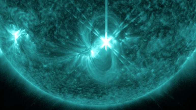 A "mixed" sunspot exploded into a huge solar flare