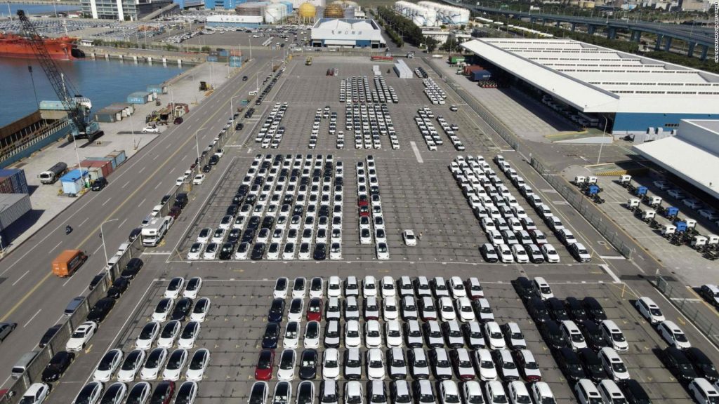 Tesla sends more than 4,000 cars from Shanghai for worldwide distribution
