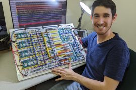 An Israeli engineer builds a real computer for 1,000 hours of work