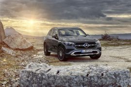 Petrol, Diesel, Hybrid - Mercedes Launches New GLC (+ Photo)