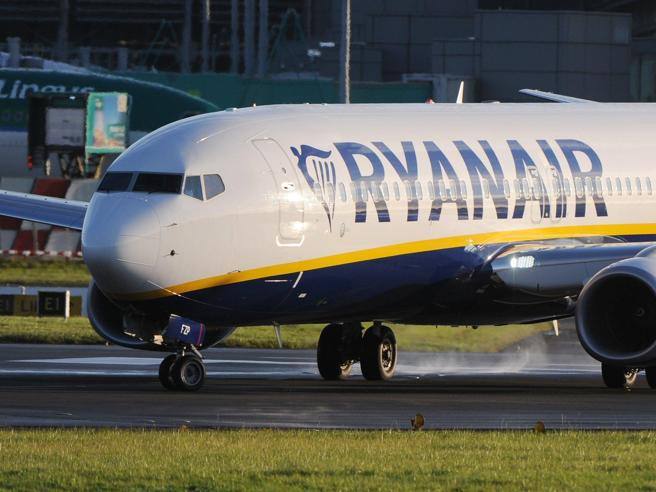 Ryanair, pilots and flight attendants new strike on July 17 - Corriere.it