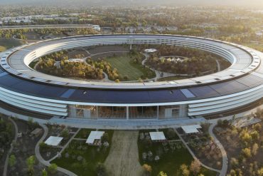 Apple foresees difficulties and part with 100 recruiters