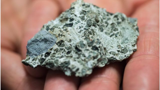 Rocks recovered from Chicxulub Crater offer several clues