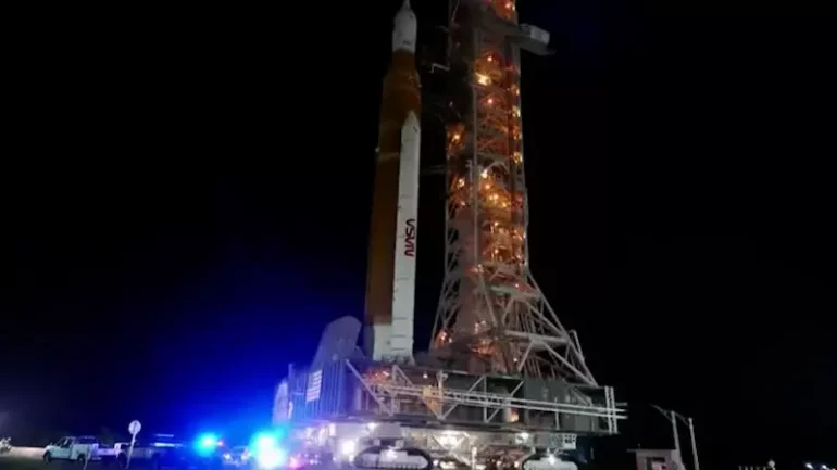 NASA sends a lunar rocket to the launch pad and the first launch is approaching