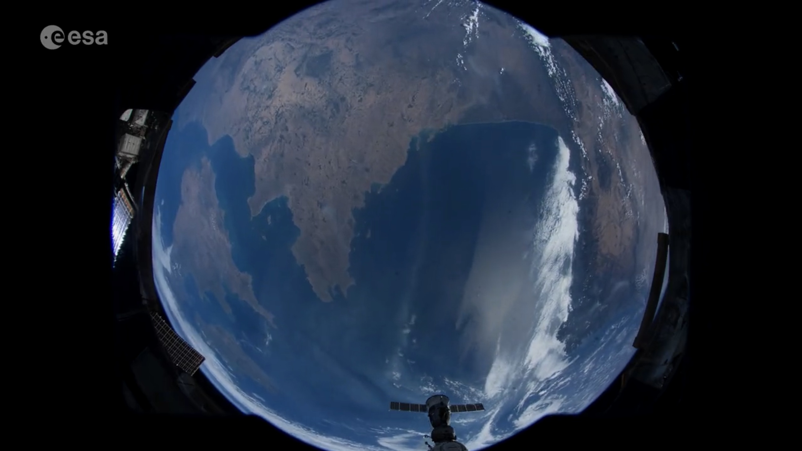 Astronaut unveils rare fisheye video of Earth shot from ISS

