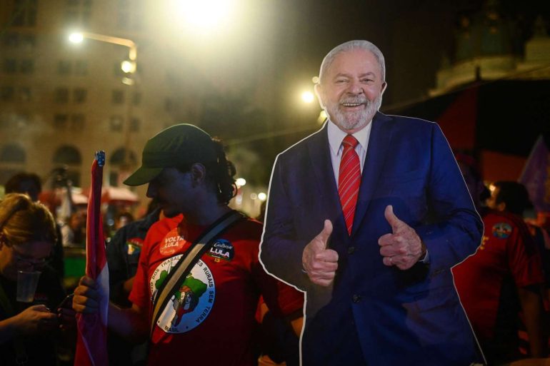 Lula is ahead of Bolsonaro and the second round will be held on October 30