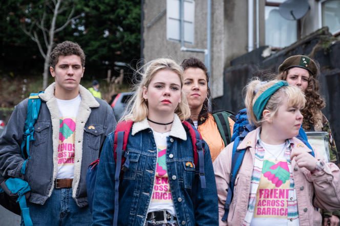 From left to right: James (Dylan Llewellyn), Erin (Savorse-Monica Jackson), Michelle (Jamie-Lee O'Donnell), Claire (Nicola Coughlan), Orla (Louisa Harland), 