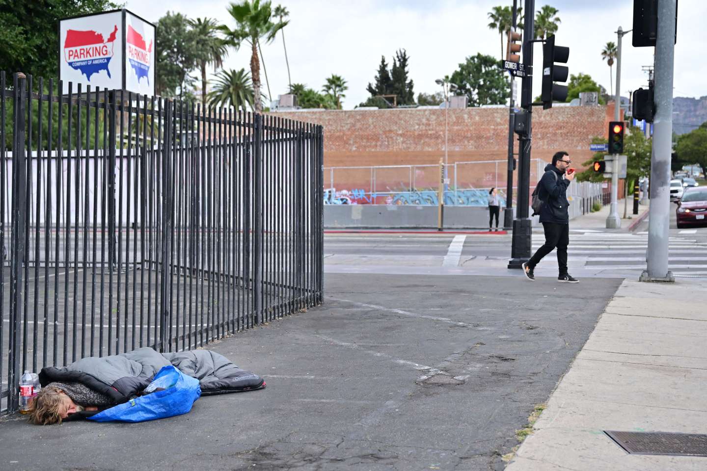 New Los Angeles mayor declares state of emergency over homeless crisis

